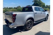 Isuzu D-Max 1.9 TD V-Cross - Thumb 3