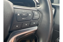 Isuzu D-Max 1.9 V-Cross Double Cab 4x4 Pick Up - Thumb 15