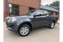 Isuzu D-Max 1.9 DL20 Extended Cab 4x4 Pick Up - Thumb 2
