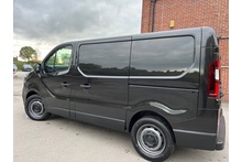 Renault Trafic 2.0 dCi Blue SL30 Advance 130 SWB - Thumb 2