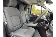 Renault Trafic 2.0 dCi Blue SL30 Advance 130 SWB - Thumb 8