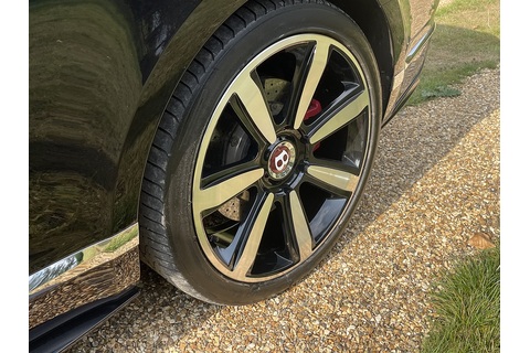 Flying Spur W12 Mulliner Saloon 6.0 Automatic Petrol