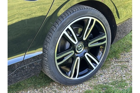 Flying Spur W12 Mulliner Saloon 6.0 Automatic Petrol