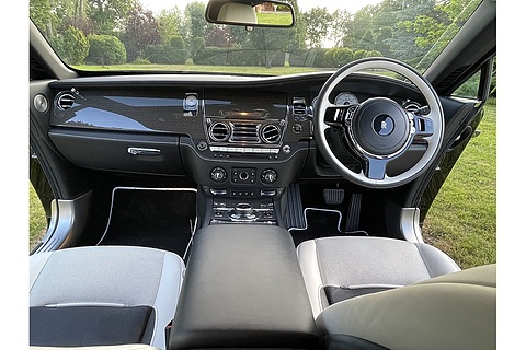 6.6 V12 Black Badge Coupe 2dr Petrol Auto Euro 6 (624 bhp)