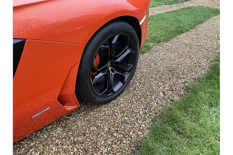 6.5 V12 LP 700-4 Coupe 2dr Petrol ISR 4WD Euro 5 (700 bhp)