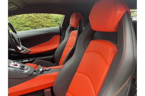 6.5 V12 LP 700-4 Coupe 2dr Petrol ISR 4WD Euro 5 (700 bhp)