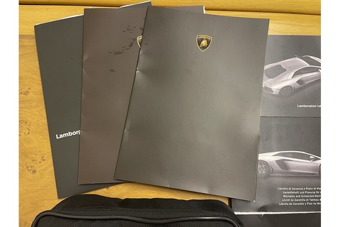 6.5 V12 LP 700-4 Coupe 2dr Petrol ISR 4WD Euro 5 (700 bhp)