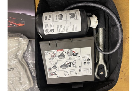 6.5 V12 LP 700-4 Coupe 2dr Petrol ISR 4WD Euro 5 (700 bhp)