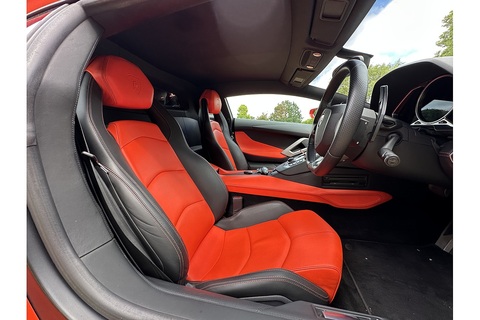 6.5 V12 LP 700-4 Coupe 2dr Petrol ISR 4WD Euro 5 (700 bhp)