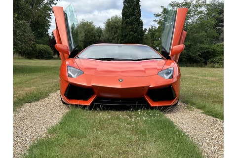 6.5 V12 LP 700-4 Coupe 2dr Petrol ISR 4WD Euro 5 (700 bhp)