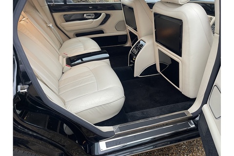 6.8 RL Saloon 4dr Petrol Automatic (465 g/km, 450 bhp)