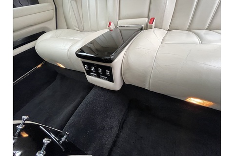 6.8 RL Saloon 4dr Petrol Automatic (465 g/km, 450 bhp)