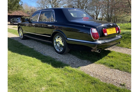 6.8 RL Saloon 4dr Petrol Automatic (465 g/km, 450 bhp)