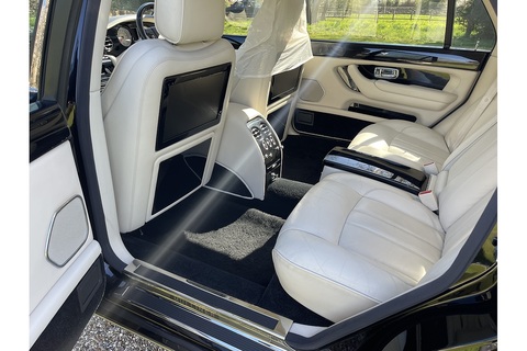 6.8 RL Saloon 4dr Petrol Automatic (465 g/km, 450 bhp)