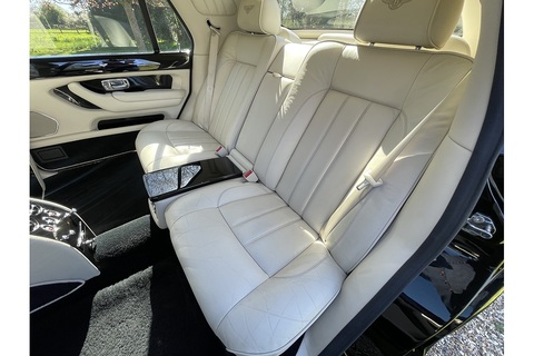 6.8 RL Saloon 4dr Petrol Automatic (465 g/km, 450 bhp)