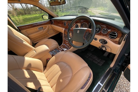 5.4 Saloon 4dr Petrol Automatic (405 g/km, 322 bhp)