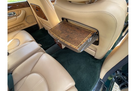 5.4 Saloon 4dr Petrol Automatic (405 g/km, 322 bhp)