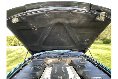 5.4 Saloon 4dr Petrol Automatic (405 g/km, 322 bhp)