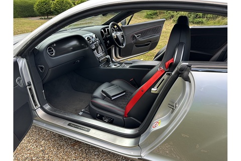 6.0 GT Supersports Coupe 2dr Petrol Automatic (388 g/km, 621 bhp)