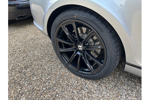 6.0 GT Supersports Coupe 2dr Petrol Automatic (388 g/km, 621 bhp)