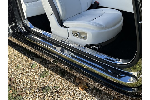 6.6 V12 Convertible 2dr Petrol Auto Euro 6 (563 bhp)