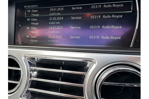 6.6 V12 Convertible 2dr Petrol Auto Euro 6 (563 bhp)