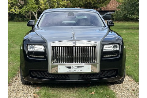 6.6 V12 Saloon 4dr Petrol Auto Euro 5 (563 bhp)