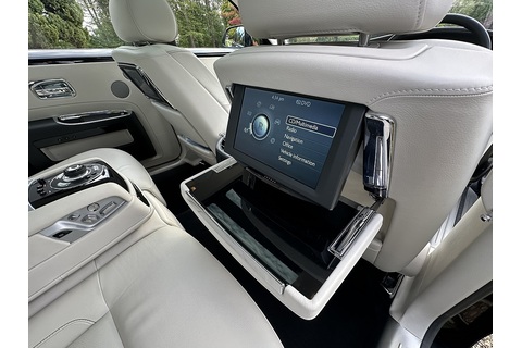 6.6 V12 Saloon 4dr Petrol Auto Euro 5 (563 bhp)