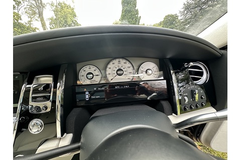 6.6 V12 Saloon 4dr Petrol Auto Euro 5 (563 bhp)