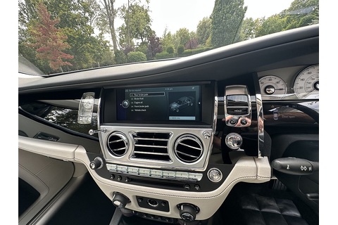 6.6 V12 Saloon 4dr Petrol Auto Euro 5 (563 bhp)