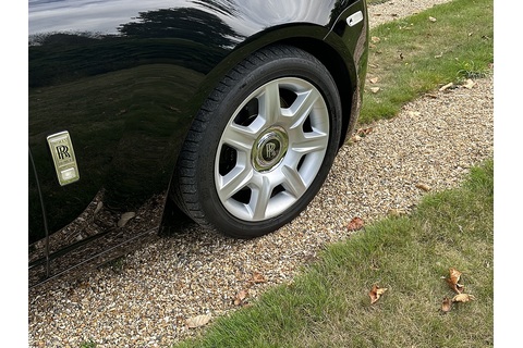 6.6 V12 Saloon 4dr Petrol Auto Euro 5 (563 bhp)