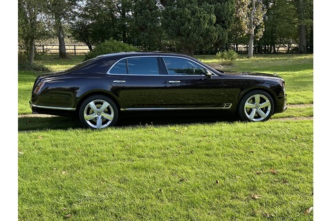 6.75 V8 Speed Saloon 4dr Petrol Auto Euro 6 (530 bhp)