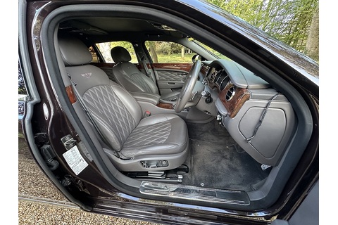 6.75 V8 Speed Saloon 4dr Petrol Auto Euro 6 (530 bhp)