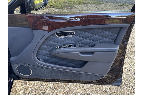 6.75 V8 Speed Saloon 4dr Petrol Auto Euro 6 (530 bhp)