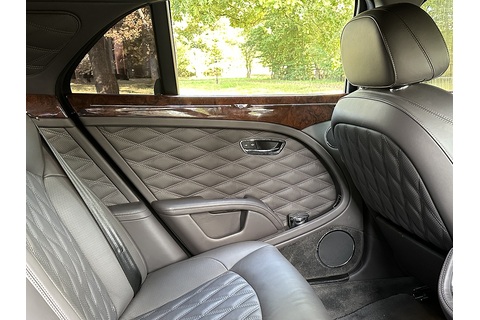 6.75 V8 Speed Saloon 4dr Petrol Auto Euro 6 (530 bhp)