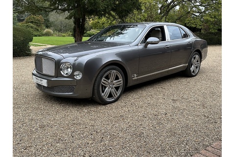 6.75 V8 Saloon 4dr Petrol Auto Euro 5 (505 bhp)