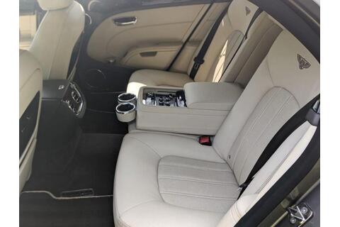 6.75 V8 Saloon 4dr Petrol Auto Euro 5 (505 bhp)