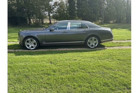 6.75 V8 Saloon 4dr Petrol Auto Euro 5 (505 bhp)