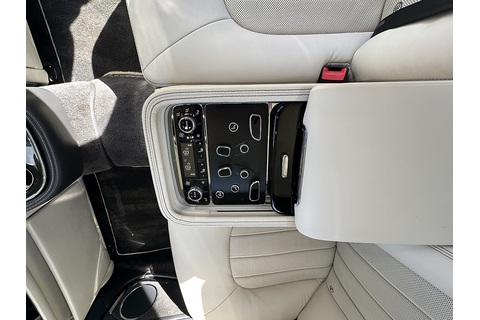 6.75 V8 Saloon 4dr Petrol Auto Euro 5 (505 bhp)