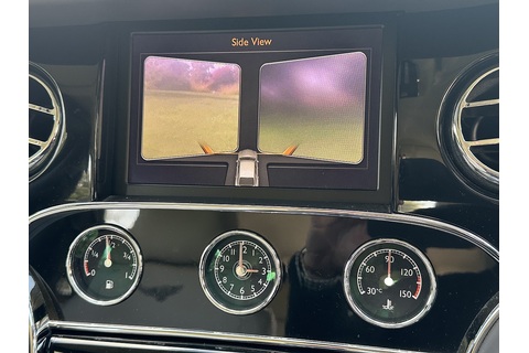 6.75 V8 Saloon 4dr Petrol Auto Euro 5 (505 bhp)