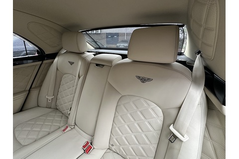 6.75 V8 Saloon 4dr Petrol Auto Euro 5 (505 bhp)