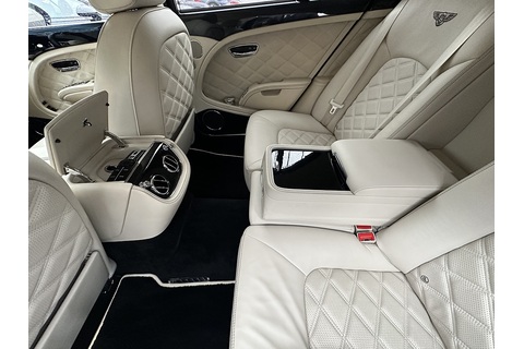 6.75 V8 Saloon 4dr Petrol Auto Euro 5 (505 bhp)