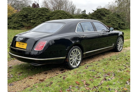 6.75 V8 Saloon 4dr Petrol Auto Euro 5 (505 bhp)