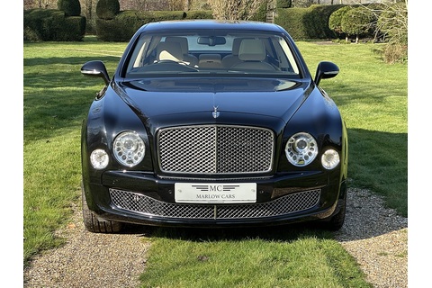6.75 V8 Saloon 4dr Petrol Auto Euro 5 (505 bhp)