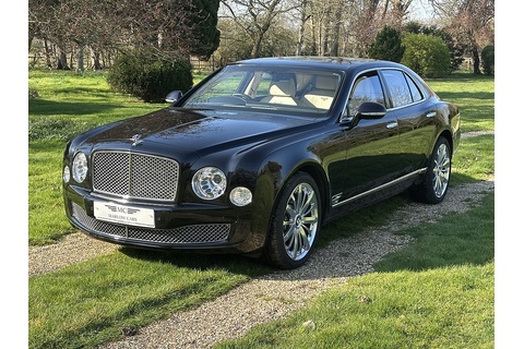 6.75 V8 Saloon 4dr Petrol Auto Euro 5 (505 bhp)