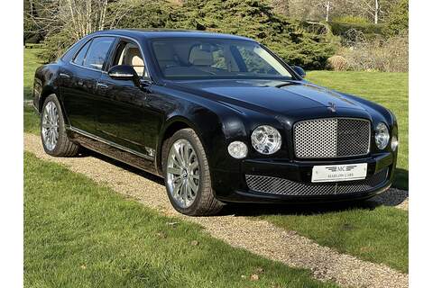6.75 V8 Saloon 4dr Petrol Auto Euro 5 (505 bhp)