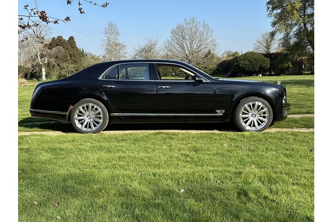 6.75 V8 Saloon 4dr Petrol Auto Euro 5 (505 bhp)