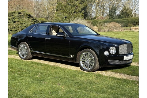 6.75 V8 Saloon 4dr Petrol Auto Euro 5 (505 bhp)