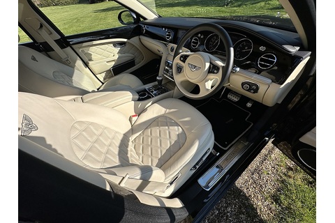 6.75 V8 Saloon 4dr Petrol Auto Euro 5 (505 bhp)