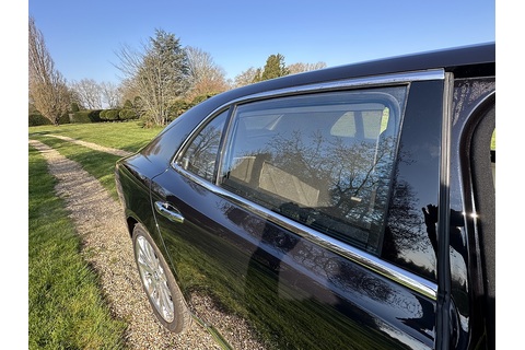 6.75 V8 Saloon 4dr Petrol Auto Euro 5 (505 bhp)